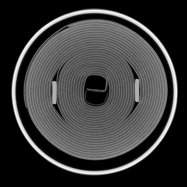 電解コンデンサの横断面CT画像