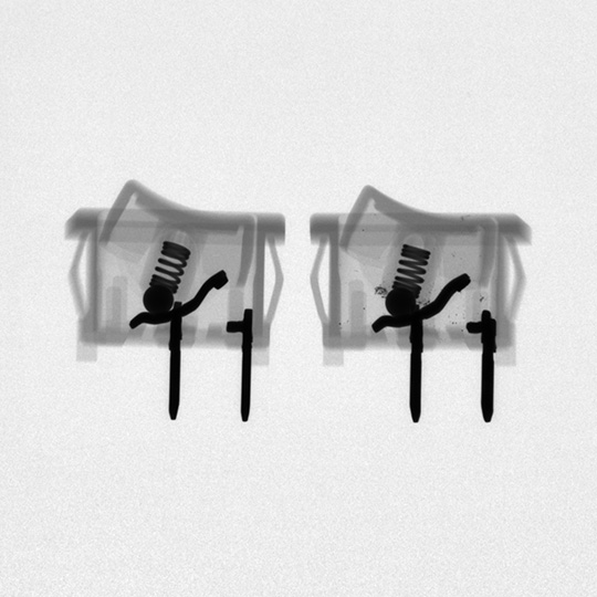 スイッチのX線透過画像